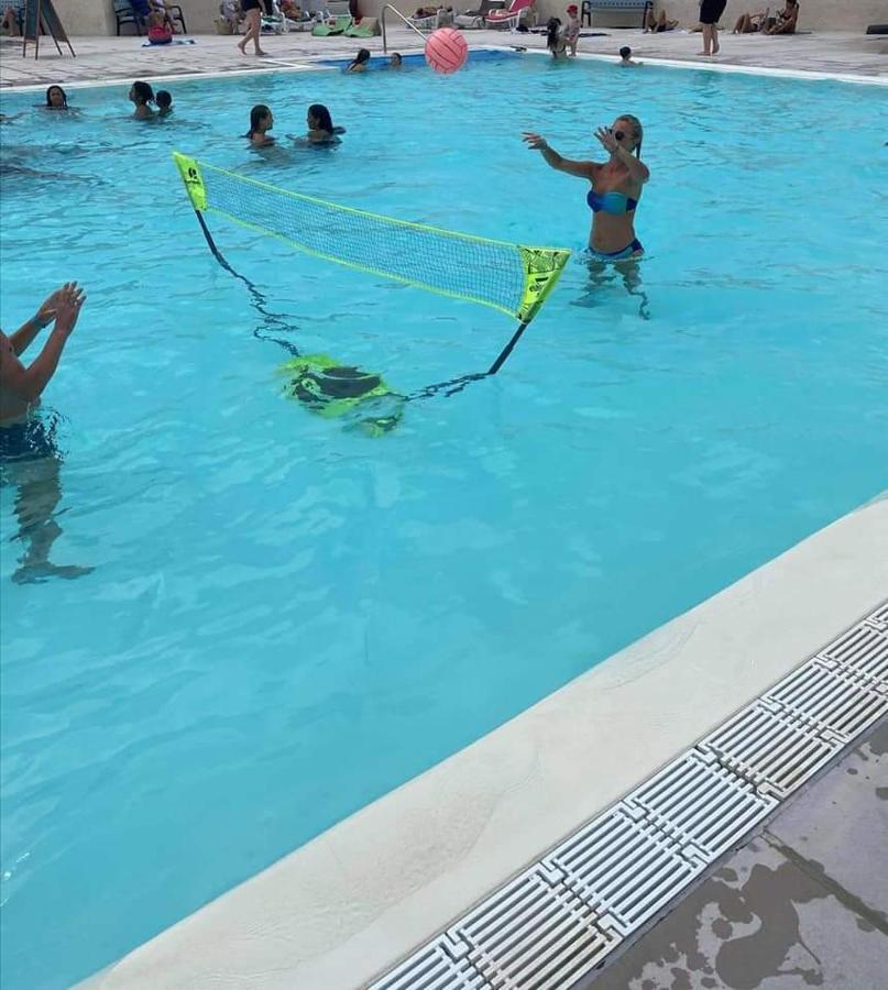 Vacances Familiales Dans Camping Avec Piscine Frejus Ngoại thất bức ảnh