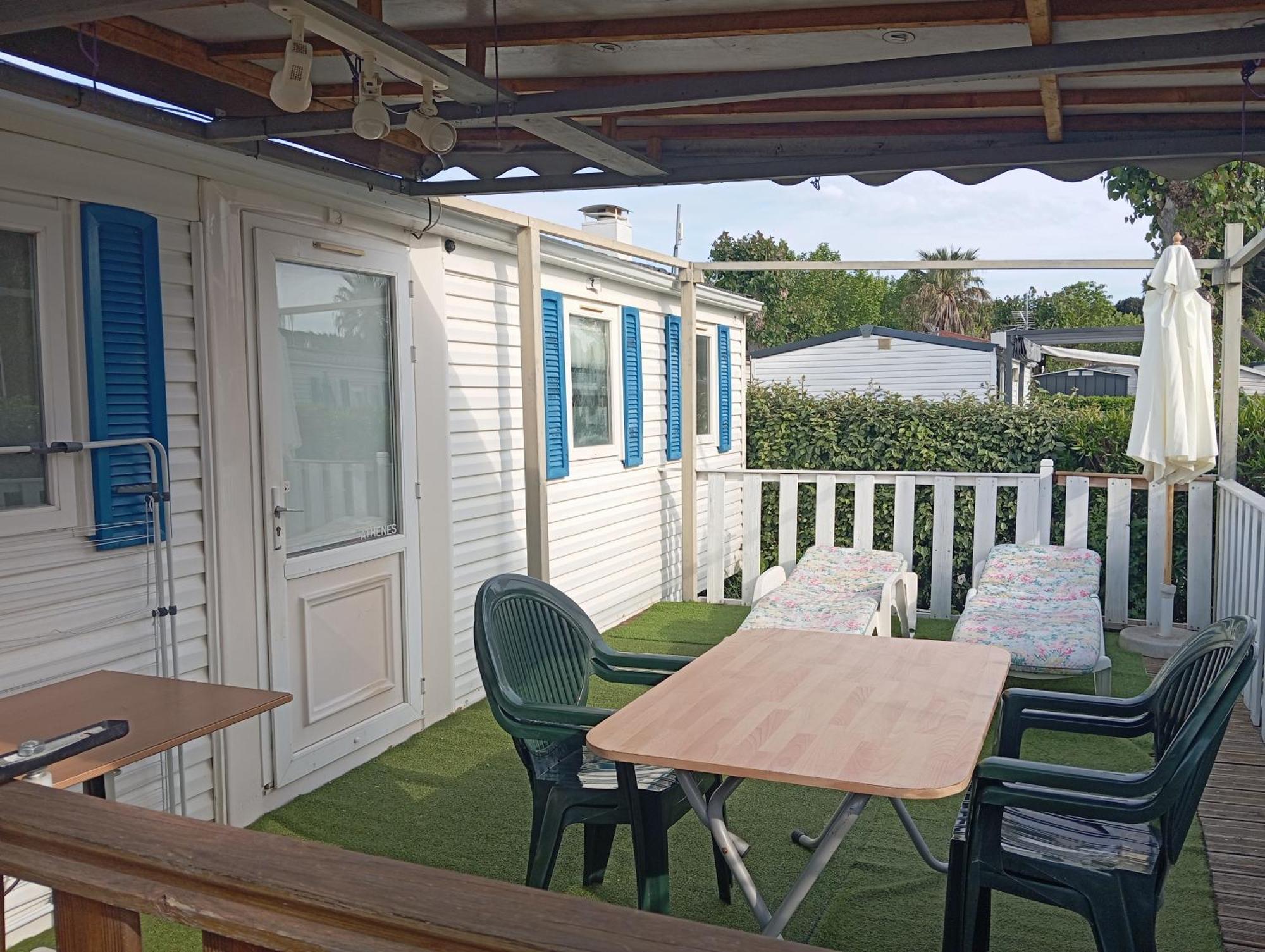 Vacances Familiales Dans Camping Avec Piscine Frejus Phòng bức ảnh