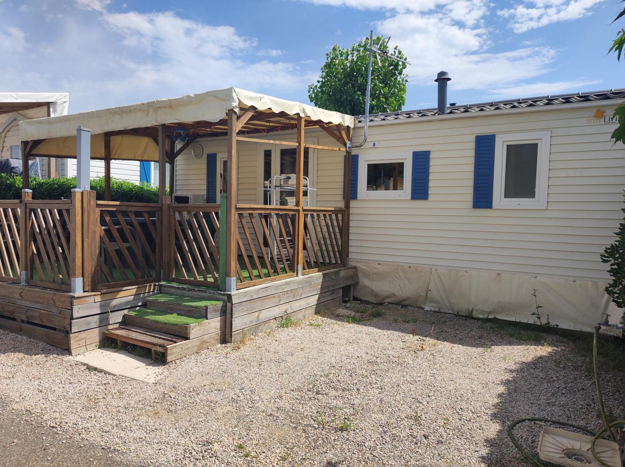 Vacances Familiales Dans Camping Avec Piscine Frejus Phòng bức ảnh