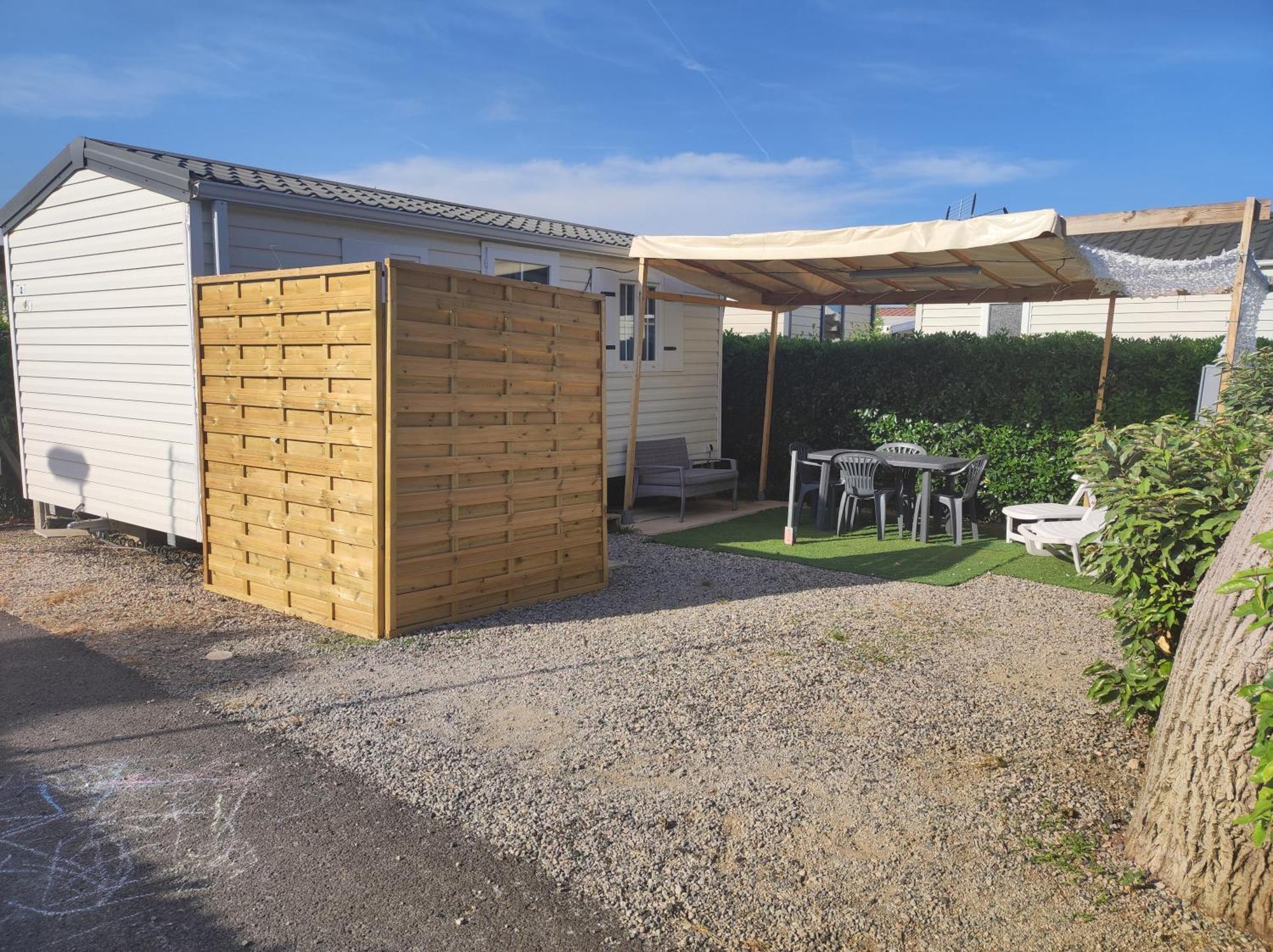 Vacances Familiales Dans Camping Avec Piscine Frejus Phòng bức ảnh