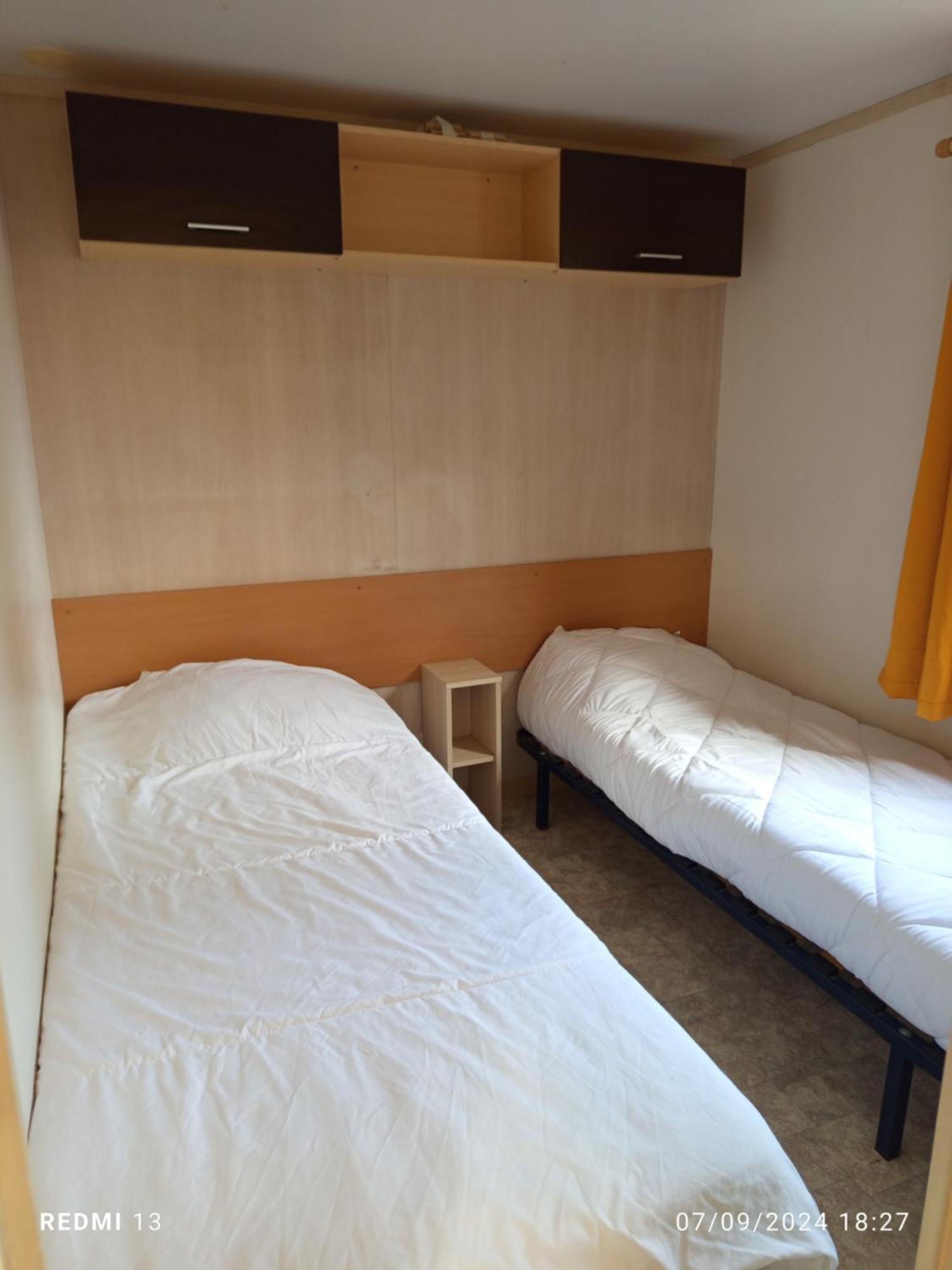 Vacances Familiales Dans Camping Avec Piscine Frejus Ngoại thất bức ảnh